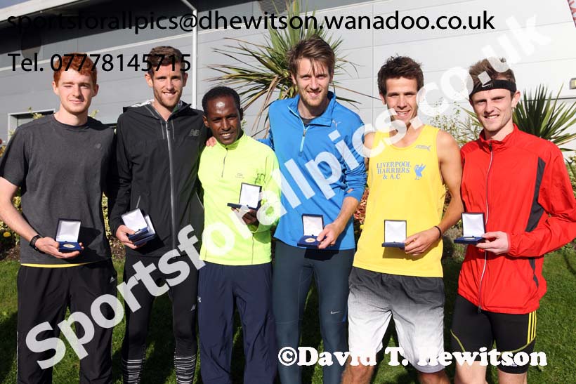 Senior men Northern 6 and 4 Stage Road Relays. Photo: David T. Hewitson/Sports for All Pics